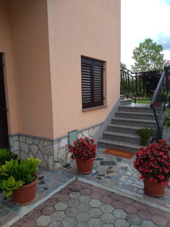 Apartman Martina Kršan Exterior foto